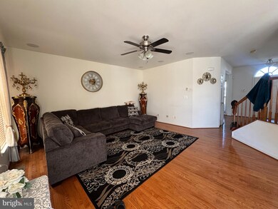 2659 Taffrail Way, Woodbridge, VA 22191 - photo 3