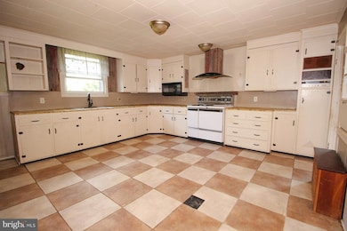 26 E Ohio St, Mc Clure, PA 17841 - photo 7