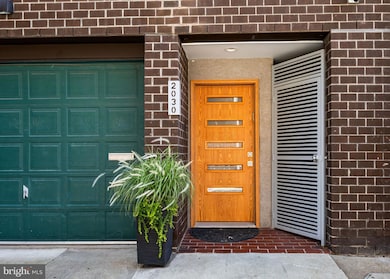 2030 Ranstead St, Philadelphia, PA 19103 - photo 2