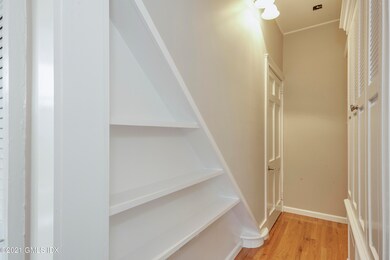 8 Weaver St unit 1st Floor, Greenwich, CT 06831 - photo 4