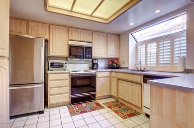 5 Kitchen