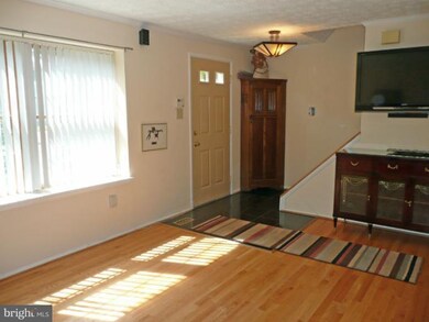 1226 Elm Grove Cir, Silver Spring, MD 20905 - photo 4