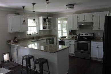 602 Gray Fox Square, Taylors, SC 29687 - photo 2