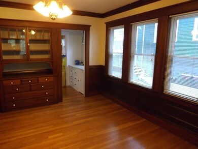 30 Menotomy Rd unit 2, Arlington, MA 02476 - photo 2