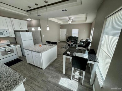 802 E Starr St, Mercedes, TX 78570 - photo 7