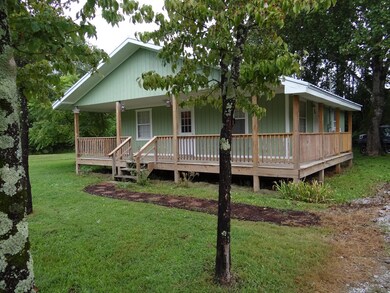 Cottage  cute