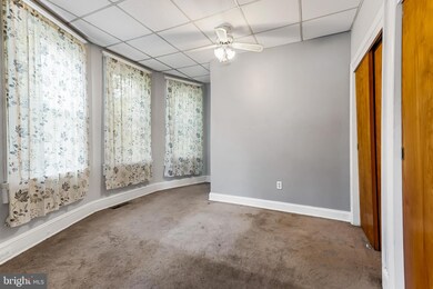 2405 Hamilton Ave, Baltimore, MD 21214 - photo 7