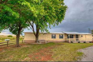 19281 Route 66 N, Sayre, OK 73662 - photo 5