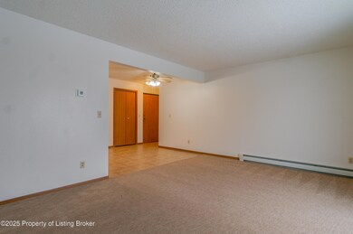679 19th st w #22 (5 of 12)