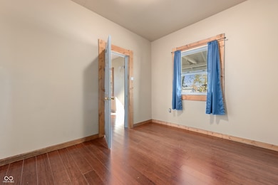 203 N Clay St, Edinburgh, IN 46124 - photo 6