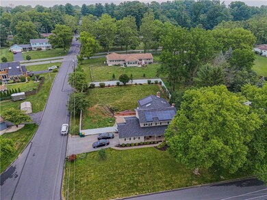 81 Blenheim Dr, Easton, PA 18045 - photo 3