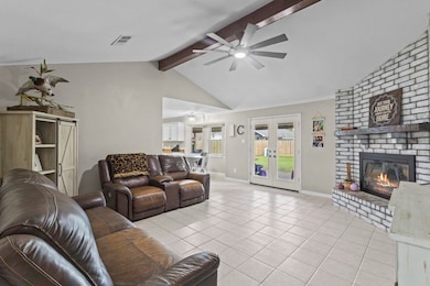 1924 Thousand Oaks Dr, Orange, TX 77632 - photo 4