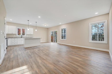 722 Belle Isle Dr, Union Hall, VA 24176 - photo 4