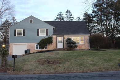 110 Kendon Dr, Easton, PA 18045 - photo 2