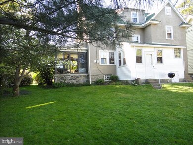 319 S Madison Ave, Upper Darby, PA 19082 - photo 2