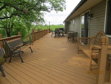 Beautiful deck on side of house