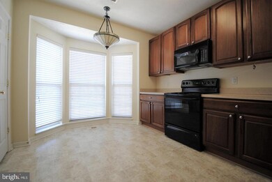 742 Heather Stone Loop unit 29, Glen Burnie, MD 21061 - photo 2