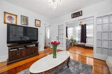 122 Hanover Ave, Pawtucket, RI 02861 - photo 5