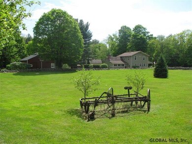 546 Garfield Rd, East Nassau, NY 12062 - photo 3