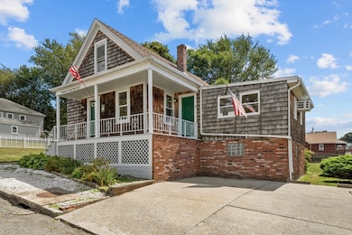 289 King Philip St, Fall River, MA 02724 - photo 2