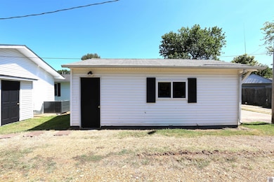 2332 Center St, Paducah, KY 42003 - photo 6