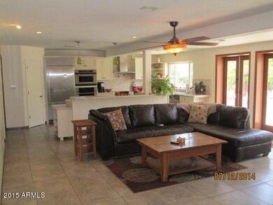 family room- kitchen