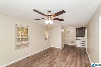 330 Navajo Pines Dr, Alabaster, AL 35007 - photo 3