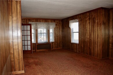 26 Marbury Ave, Pawtucket, RI 02860 - photo 4