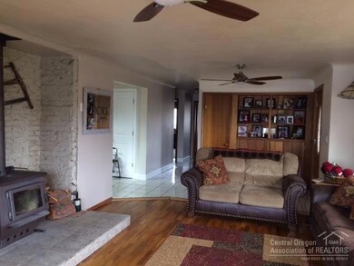 1014 Bridge St, Prairie City, OR 97869 - photo 7