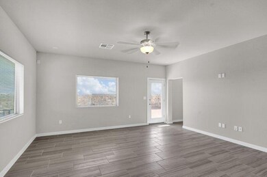 13592 Lawkland St, Horizon City, TX 79928 - photo 5