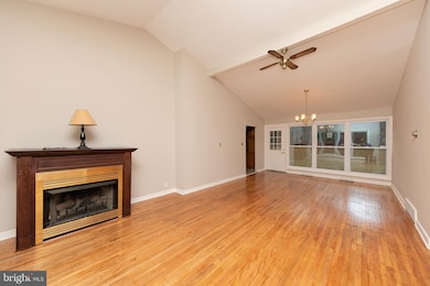 8008 Cobden Rd, Glenside, PA 19038 - photo 4