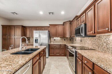 Granite Counters & Backsplash
