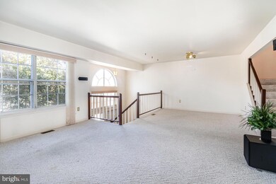 6179 Spring Knoll Dr, Harrisburg, PA 17111 - photo 4