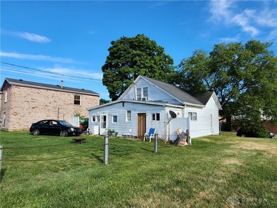 724 Trumbull St, Xenia, OH 45385 - photo 2