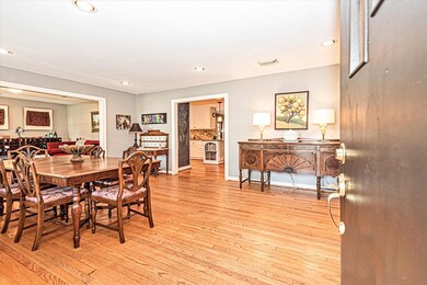 536 W 33rd St, Houston, TX 77018 - photo 7