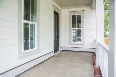521 Walnut-30