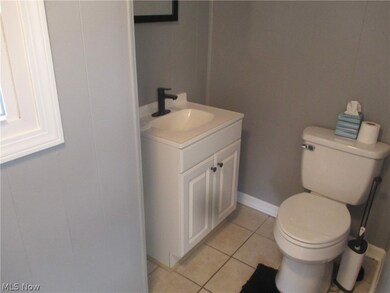 18 Creed St, Struthers, OH 44471 - photo 6