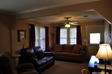 315 W Creek St, Fredericksburg, TX 78624 - photo 3