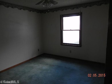 2nd Bedroom.