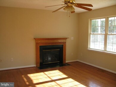 740 Canterbury Dr, Ruther Glen, VA 22546 - photo 7