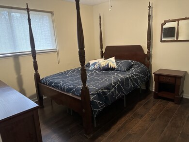 upstairs bedroom w/tv