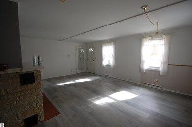 137 Fremont St, West Branch, MI 48661 - photo 7