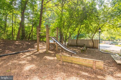 2217L Lovedale Ln unit 211A, Reston, VA 20191 - photo 4