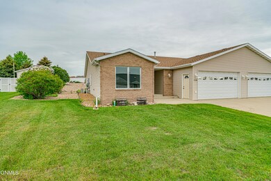 3820NormandyStExt6722_00002