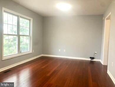 5755 Southern Ave, Capitol Heights, MD 20743 - photo 3