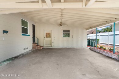 7041 Holiday Rd N, Jacksonville, FL 32216 - photo 5