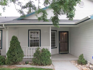 652 Teton Dr, Nampa, ID 83686 - photo 2