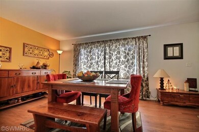 506 Sibley Ln, Marshall, MI 49068 - photo 4