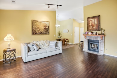 2930 Northampton Dr unit A2, Rolling Meadows, IL 60008 - photo 3