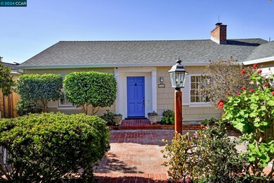 1114 Grizzly Peak Blvd, Berkeley, CA 94708 - photo 3